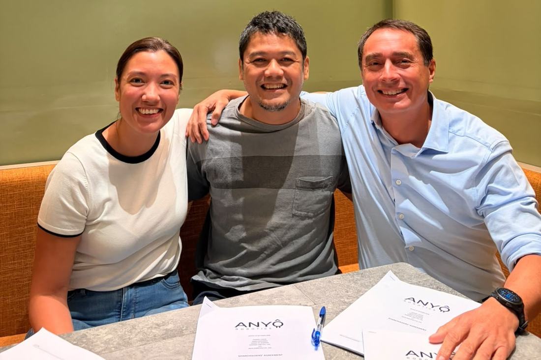 Co-founders Janna de Guzman, Gabby Dizon and Mark Kooijman